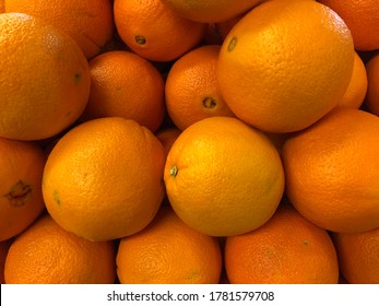 Lucious Naval Oranges On Display