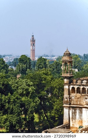 lucknow, the Bara Imambara complex, an imposing historical and religious building, Uttar Pradesh, India