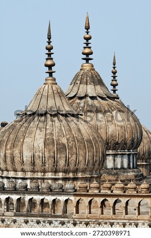 lucknow, the Bara Imambara complex, an imposing historical and religious building, Uttar Pradesh, India