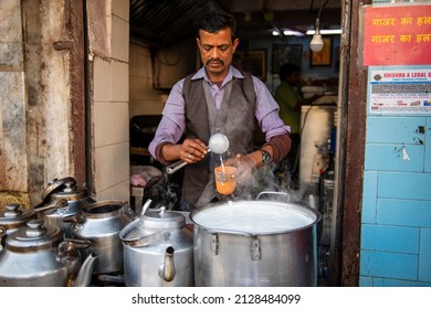 Lucknow, Uttar Pradesh, India, Feb 18 2022: A man making kulhad tea in hazratganj old lucknow.