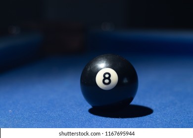 Lucky Eight Ball