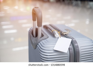 Luggage Holder Tag Blank Label On Suitcase / Baggage Put Letter 