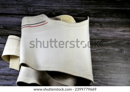 lumbosacral support to mid and lower back, vertebrae support relieves the lower back pain in case of injuries, sprains of ligaments and muscles, disc prolapse, herniation of disc, fatigue, back belt