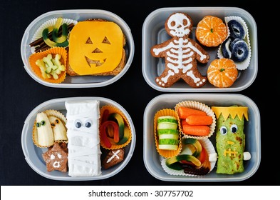 coffrets de repas pour enfants sous forme de monstres pour Halloween. le soir. mise au point sélective