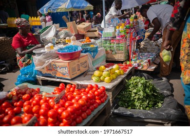 Lusaka, Soweto Market, Zambia, 01th May 2021, African Vendors Street Market, Poor African Economy, Zambian Real People Business, Zambian Town Sellers,