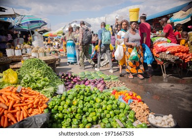 Lusaka, Soweto Market, Zambia, 01th May 2021, African Vendors Street Market, Poor African Economy, Zambian Real People Business, Zambian Town Sellers,