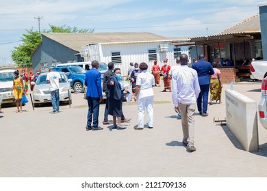 Lusaka, Zambia, 01,01,2022 Mayor-elect Chilando Chitangala, Visiting New Born Babies  At Kanyama Hospital In Lusaka And Giving Them Gifts