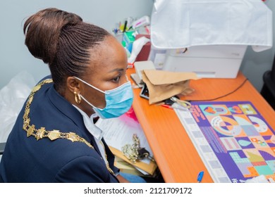 Lusaka, Zambia, 01,01,2022 Mayor-elect Chilando Chitangala, Visiting New Born Babies  At Kanyama Hospital In Lusaka And Giving Them Gifts