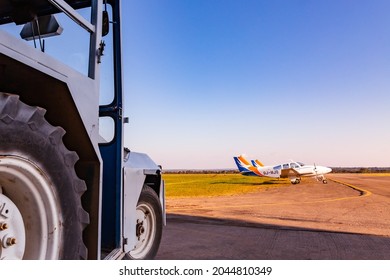 Lusaka, Zambia - May 3, 2015: A Fleet Of Beechcraft Baron 55 Aircraft Operated By Proflight Zambia.