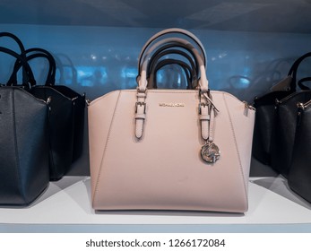 www MK com handbags