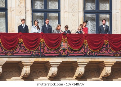 LUXEMBOURG / MAY 2015: The Royal Family Of The Grand Duke Henry Showing At The Balcony Of The Royal Palace