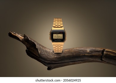 Luxurious Elegant Golden Woman And Man Watch On A Beautiful Background With Wood. Popular Retro Watch Collection. 