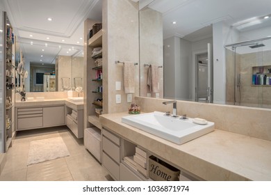 Luxurious and white bathroom