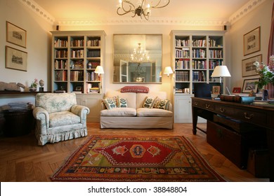 Luxury And Classic Style Living Room With Bookshelf