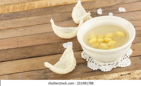 Luxury Dessert - Bowl Of  Bird Nest With Ginkgo  And Dry Swallow Nest