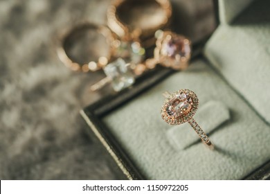 Luxury Diamond Ring In Jewelry Box Vintage Style