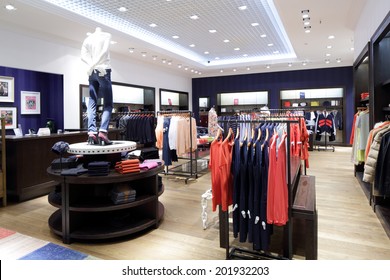 Luxury And Fashionable Brand New Interior Of Cloth Store