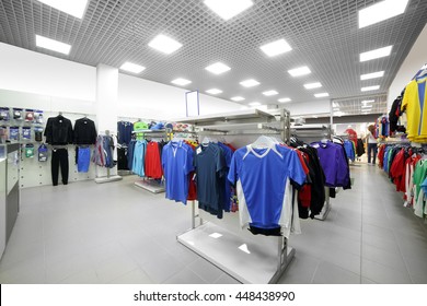 Imagenes Fotos De Stock Y Vectores Sobre Clothes Showroom