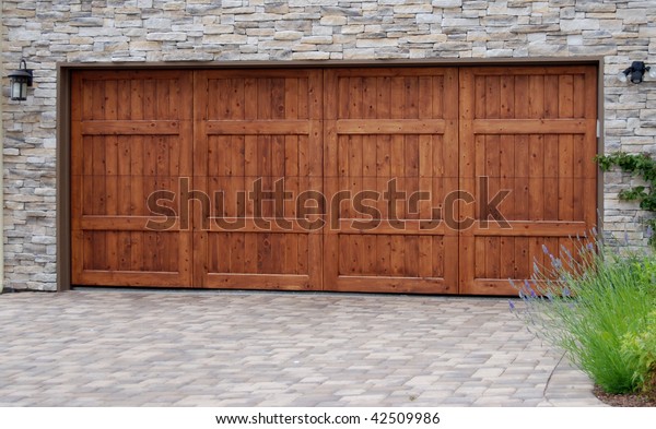 Luxury Garage Doors >> Luxury Garage Door Stock Photo Edit Now 42509986 Luxury Garage Doors >> Luxury Garage Door Stock Photo Edit Now 42509986
