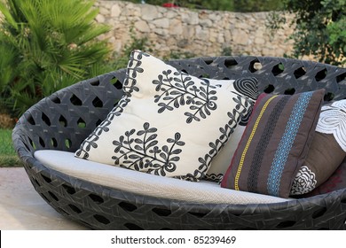 Luxury Garden Furniture With Colorful Cushions