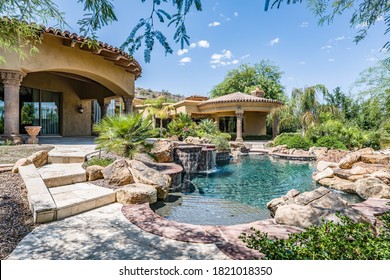 Luxury Home Backyard Swimming Pool