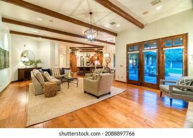 A luxury home in Scottsdale - Shutterstock ID 2088897766