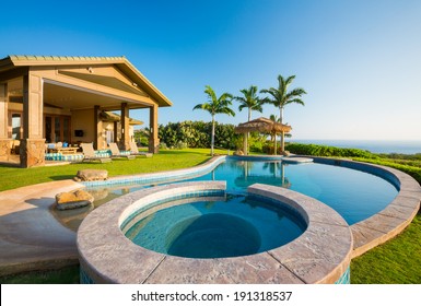 Luxury Home With Swimming Pool, Tropical Villa Resort