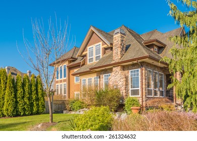 Luxury House Sunny Day Vancouver Canada Stock Photo 106472111 ...