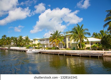 Luxury Real Estate On Intercoastal Waterway Stock Photo 1061596739 ...