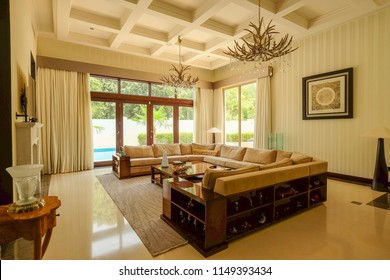 Luxury Interior, Dubai Villa, July 2018