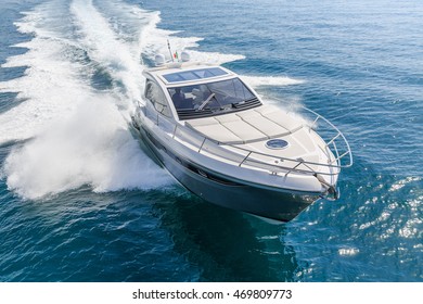 Luxury Motor Boat, Rio Yachts Italian Shipyard