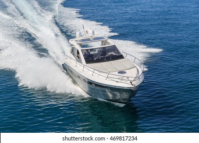 Luxury Motor Boat, Rio Yachts Italian Shipyard