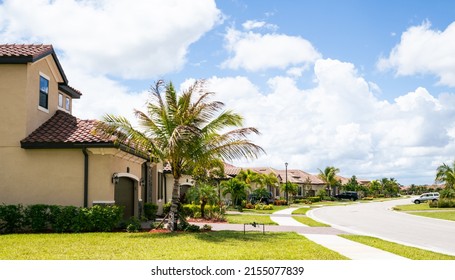 Luxury Real Estate In Bonita Springs, A Desirable Area Near Naples And Fort Meyers, South Florida