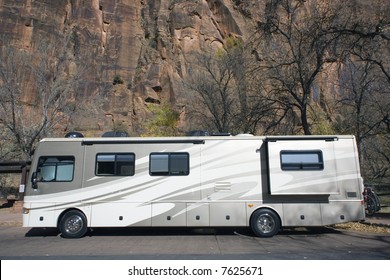 Luxury RV Against The Rocks Of Zion National Park