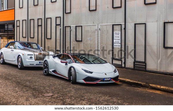 luxury sports car and limousine dressed for\
the wedding - Sydney Australia\
15.11.2019