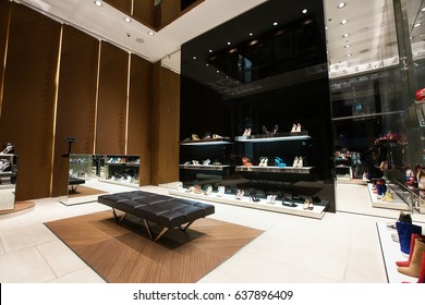  Luxury Store Interior