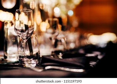 653 Hotel fine dining at night Images, Stock Photos & Vectors ...