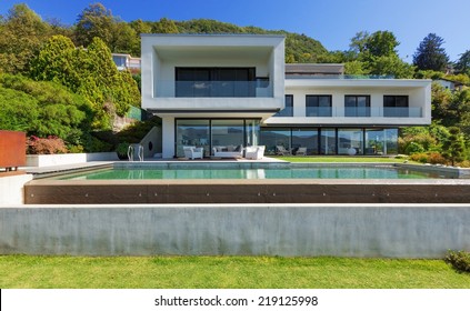 Luxury Villa Infinity Pool Stock Photo 219125998 | Shutterstock