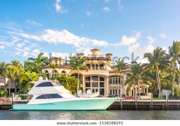 Luxury Waterfront Mansion In Fort Lauderdale Florida