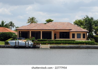 Luxury Waterfront Real Estate For Sale In Florida