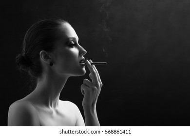 Luxury Woman Smoking Cigarette On Black Stock Photo (edit Now) 567422329