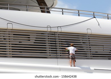 Luxury Yacht cleaning