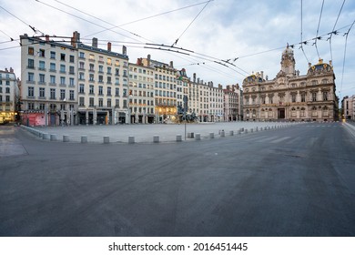 Lyon, France, April 13, 2020.Total Lockdown In The City Of Lyon Due To The Global Covid-19 Pandemic