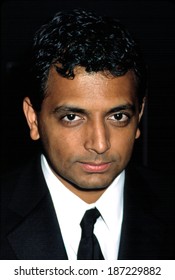 M Night Shyamalan At IFP GOTHAM AWARDS, NY, 10/01/2001