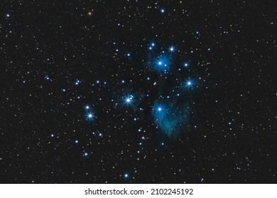 M45 Pleiades star cluster with reflection Nebula
