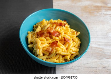 Mac And Cheese With Bacon Bites 