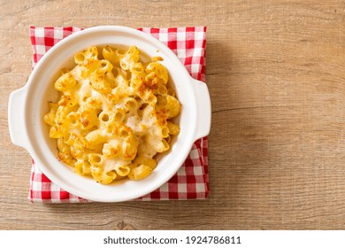 Mac And Cheese, Macaroni Pasta In Cheesy Sauce - American Style