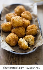 Mac N Cheese Bites 