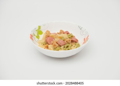 Macaroni And Cheese In The Bowl Isolated On White Background