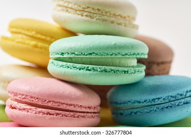Macaroon pile